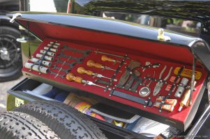 я столько инструмента в своей 10 летней таврии возил