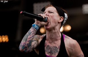 Ещё Кэндес Каксалэйн из Walls of Jericho