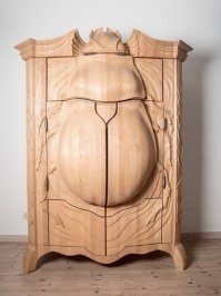 Эту бы кожу да на этот бы панцирь )