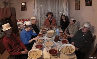 Немного улучшил фото, сейчас точно все в кастрюлях