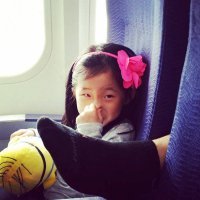 Берешь булавку и в пятку...:).Какие проблемы:)?