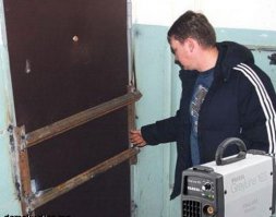 зачем заморачиваться холодной сваркой?
горячая надёжней