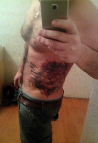 Я вешу 104 кг, приросте 175-178см, у меня ожирение высокой степени тяжести?!  Не говорите глупостей. Не спорю, я не идеал, но никак не имею "ожирение высокой степени тяжести".
Мне кажется это стереотипы людей которые весят 50-60кг, что если человек весит 100кг то он на колобка похож...