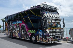 15 великолепных примеров креативной рекламы на автобусах