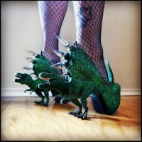 "Дизайнер был пьян"... Да он не пьян был, он употреблял что-то "тяжёлое"