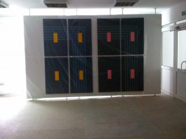 Замечательные работы, получил удовольствие, спасибо Сергею Маршенникову и Serbento.

От себя:
Однажды мы устанавливали оборудование, нас поторапливали, мол завтра открывается выставка картин современных художников. Смотрю, а они только стены разукрашивают, картин нигде не видно. Крайне был удивлен, абстракции на стенах оказались картинами. Подпольно сделал несколько кадров. 
Может я чего-то в искусстве не понимаю?