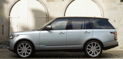 Этож RANGE ROVER..