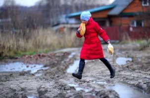 О! Моя тема! Пока до дому идёшь- можно пол буханки черняги слопать!! Особенно горячего, да с корочкой!! ;)