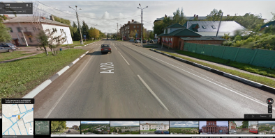 Сначала хотел вас поддержать, но потом засомневался.. 
Проезд вдоль автобусной остановки не запрещен и никто не обязывает, проезжая по данной разметке, совершать обязательную остановку, теряя тем самым приоритетность. Поворот с автобусной полосы направо разрешен (а в некоторых случаях обязателен), если это разрешает разметка. 
На фото ниже вы полностью правы, но кому то пришло в голову дорисовать к этой разметке пунктир. И тут я сомневаюсь в том, кто прав по пдд.. Если бы было дтп, то без учета разметки 1.17 даже спорить не пришлось - пирожок прав (но только по пдд - по простому, тот еще тип). 
Хочется так же поддержать патриота, который всегда здесь именно так вместе со всеми поворачивал, а тут его какой то тип учить начал, но... Я не нашел ни одного пункта в пдд, где я могу его пресечь.
Может нас ввело в заблуждение необдуманное нанесение разметки? Зебра перед автобусом. Автобус как должен отъезжать от остановки?