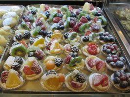 Угощайтесь