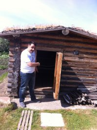 Ох с удовольствием побывал в Алтайском крае,в доме у Василия Шукшина,банька где парился Шукшин,камера на которую снимали Калину Красную и класс где учился Василий Макарович...
