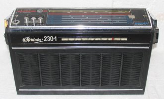 В нашей семье есть это чудо. Кстати в рабочем состоянии,до сих пор правда на КВ сейчас работает только немецкая волна а вот раньше в 80-х многие новости отец с братом обсуждали между собой. Я тогда юный октябренок был но мне нравилось это шипение и гул глушилок крутя ручку настройки частот