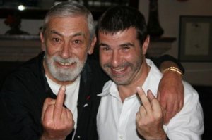 Евгений Гришковец во время спектакля выгнал двух зрителей