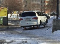 Тихонько сваливает на цыпочках))