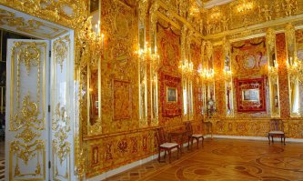 шкаф для обуви мера Москвы... Херли каждый по своему художник )))