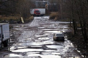 Да, на таком тарантасе да по нашим дорогам быстро свои бампера напи.доренные потеряют...