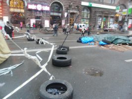 Вот так и угнетали несчастных свободолюбивых хохлов злые москали: проспектов понастроили, дворцов пионеров, университетов...
То=ли дело сейчас - кругом сплошная свобода и перемога