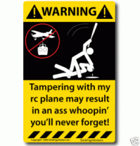 сегодня был в гостях, увидел у них телевизор и как раз там какой то уродец рассказывал - в сша есть законы и нам нужно их перенимать, регистрация моделей до 250гр стоит всего 5$ и её можно сделать онлайн. 
ублюдок!