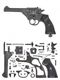 Обращайтесь, этот парень с любовью разберет любую вашу вещь и наглядно покажет из чего она состоит