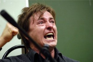 9 актеров, отстраненных от главной роли прямо во время съемок фильма (10 фото)