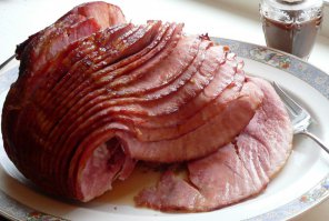 Не повезло Вам с ветчиной. Она примерно так выглядит: