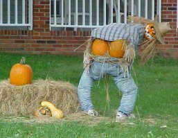 Убирайтесь с моей земли! Ужасающая армия чучел Великобритании