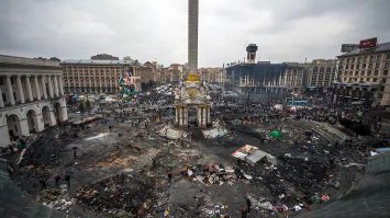 Это искусство, а не толпа. Толпа, выглядит так.