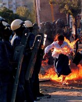 нельзя выкладывать такое фото в таком контексте. где моральные тормоза?