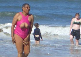 Надетые задом наперед рубашки стали новым писком моды