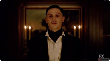 Генри Говард Холмс из "Американской истории ужасов"