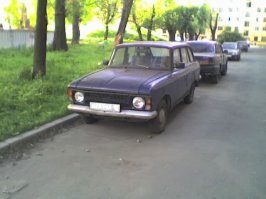 Мой первый автомобиль ИЖ-комби 1990 года выпуска, правда больше копался в нем, чем ездил. Но он был первый.