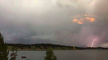 Как можно здесь разглядеть НЛО?