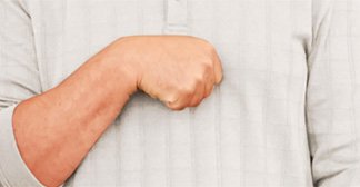 Она не боится испачкать руки