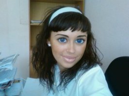 13 провальных снимков моделей и актрис, где фотошоп постарался на славу