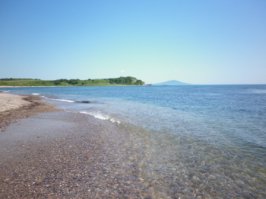 Только Чёрное море...если бы вы знали, какие пляжи на Дальнем Востоке! ИМХО - лучшие пляжи - труднодоступные!  Ниже - так, навскидку))