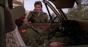 Не избежал голливудской клюквы !!! Холодная война Она такая!!
