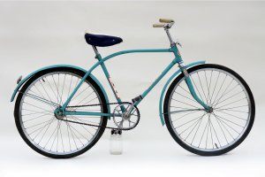 1. Что-то трехколесное)))
2. "Орленок"
3. "Аист"
4. "Таир"
5. "Украина"