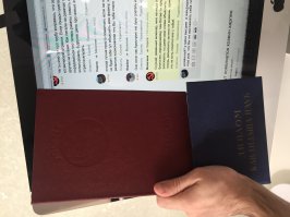 диванный? и в очередной раз ты не прав.  у меня высшее (красный диплом) (МАИ)  и кандидатка (МАИ). не поленюсь найти и сфоткать. повторяю еще раз. что бы не выставлять себя полнейшим критином иногда достаточно просто промолчать.