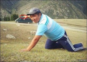 куда делся указательный палец