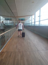 Аэропорт Gardermoen Oslo. 09.04.2016. Вернулся из Лас Вегаса.