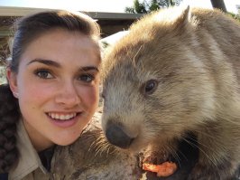 Это парк "Symbio Wildlife Park" и ещё фото с ней