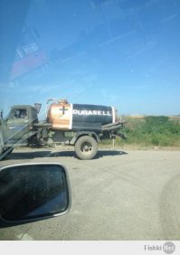 Может ей салон подзаправить надо было...