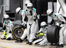 Рекордно слаженный и короткий пит-стоп на Гран-при Бахрейна 2016