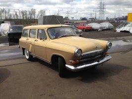 Делаем и полную реставрацию. Вот например ГАЗ-22.