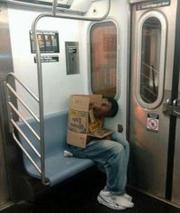 Модные люди в метро: осторожно, здесь может быть ваша фотография!	 