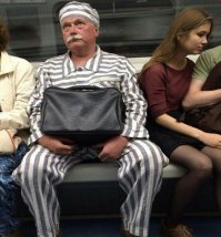 Модные люди в метро: осторожно, здесь может быть ваша фотография!	 