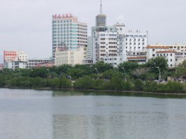 Санья (Sanya) - это второй по величине город провинции Хайнань (Hainan)