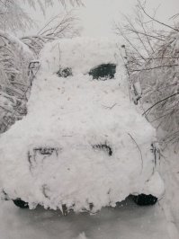 Это не после стоянки, просто снег такой шёл: