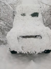 Это не после стоянки, просто снег такой шёл: