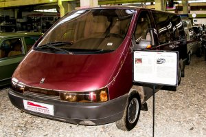 В Москве есть музей ретро автомобилей. вот несколько фоточек от  туда